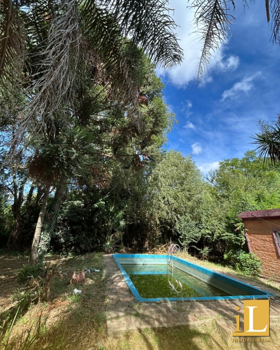 Casa En Venta En Barrio Las Américas - 2100m2 Con Piscina — foto 3
