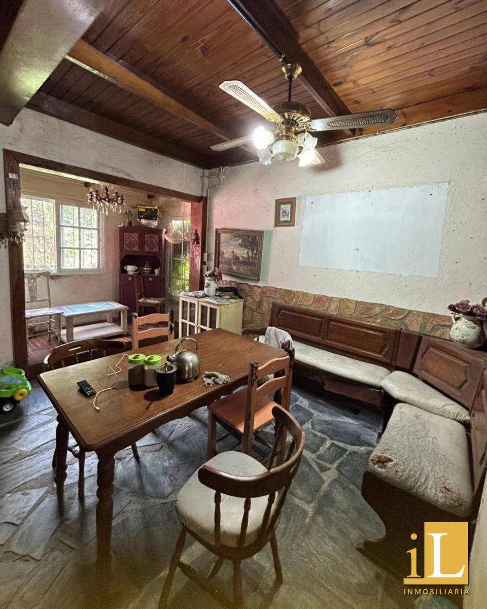 Casa En Venta En Barrio Las Américas - 2100m2 Con Piscina — foto 5