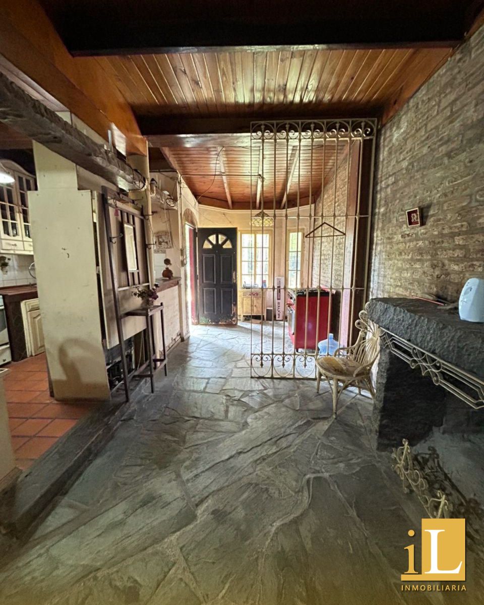 Casa En Venta En Barrio Las Américas - 2100m2 Con Piscina — foto 6