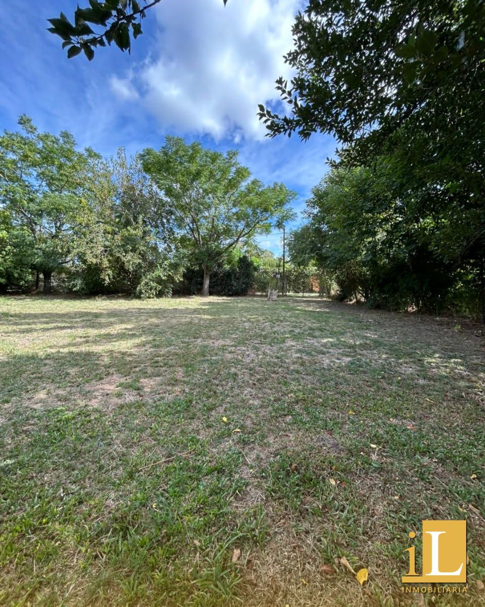 Casa En Venta En Barrio Las Américas - 2100m2 Con Piscina — foto 13