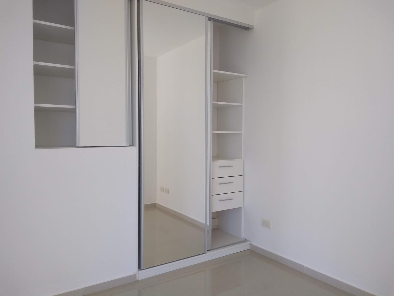 En venta depto dos ambientes a estrenar con vista lateral al mar