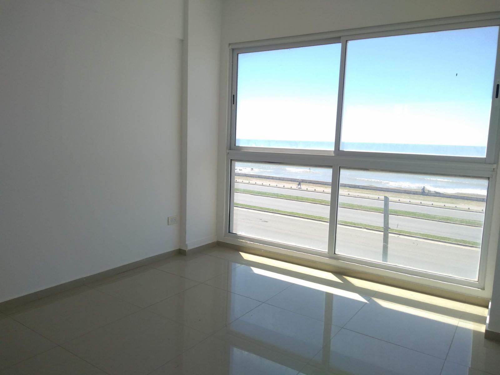 En venta depto dos ambientes a estrenar con vista plena al mar — foto 12