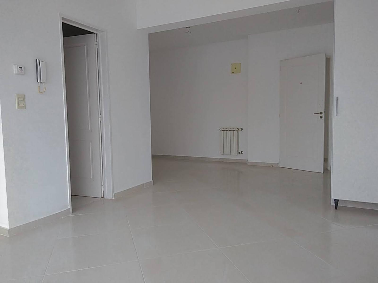 EN VENTA Departamento dos amb a estrenar . La Perla — foto 8