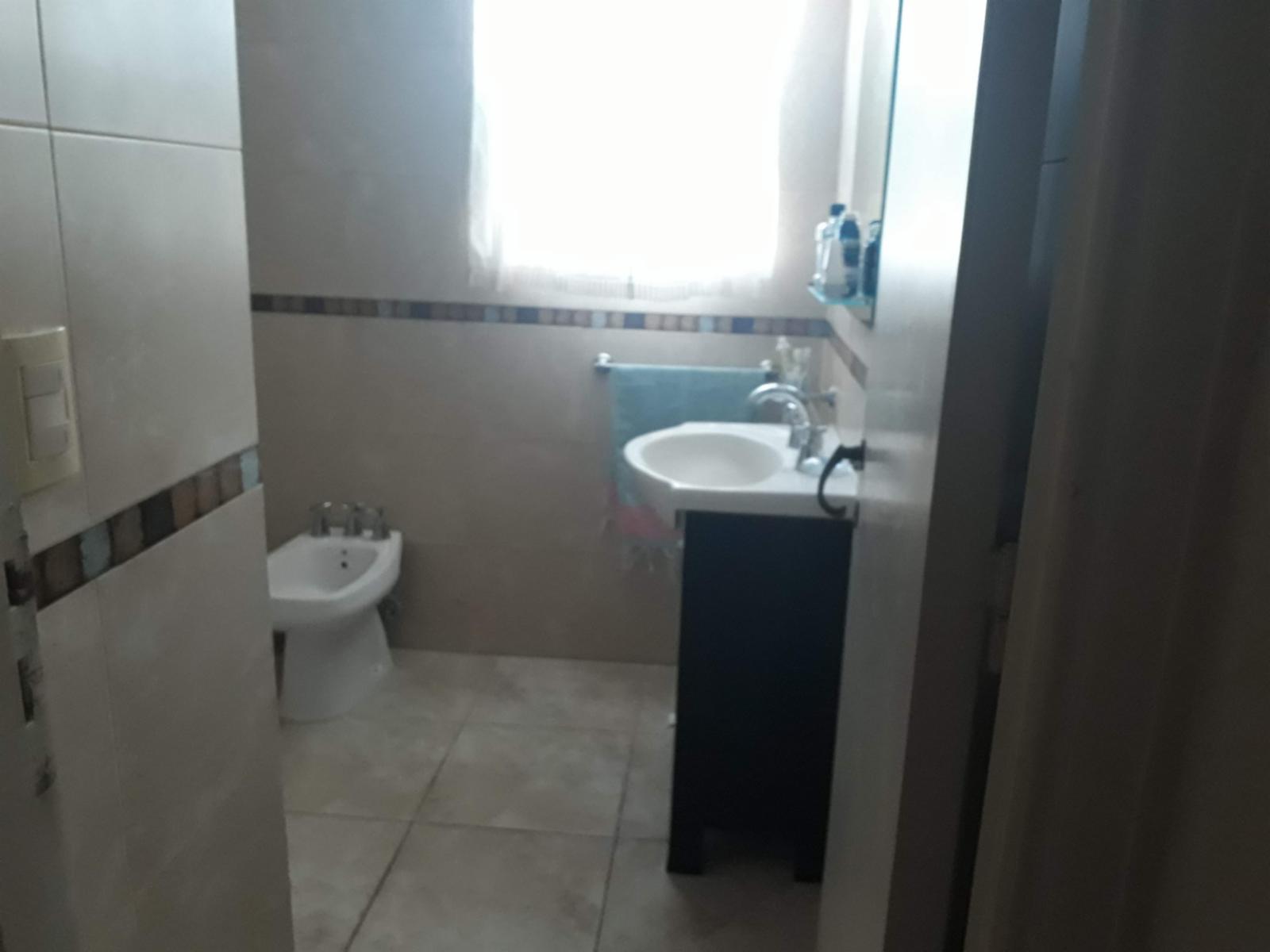 Chalet en venta 6 ambientes- Zona Güemes — foto 8