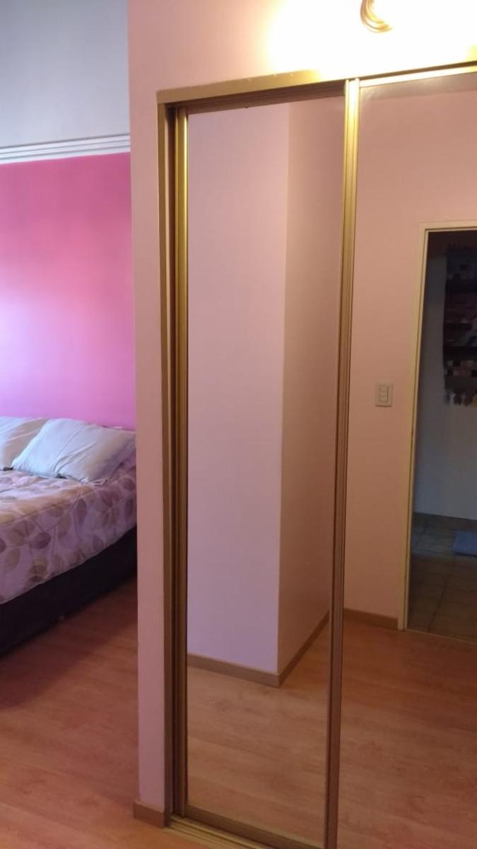 HERMOSO DUPLEX 4 AMBIENTES CON GARAJE Y FONDO LIBRE - 9