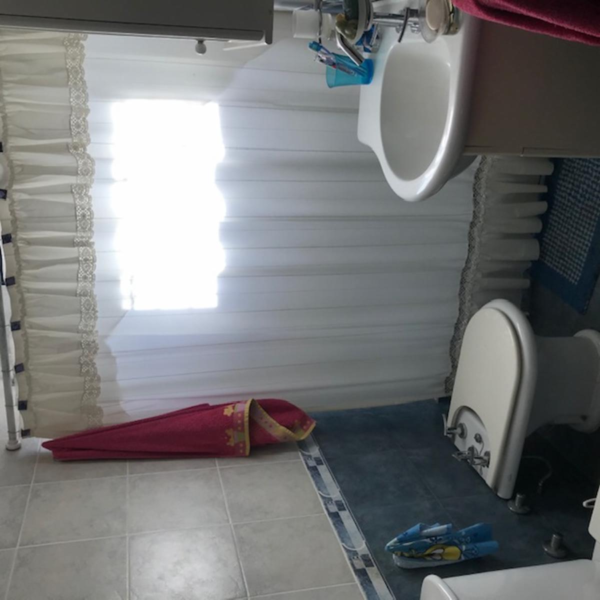 DEPARTAMENTO EN 1º PISO AL FRENTE MAS CASA PREMOLDEADA EN TERRAZA — foto 10