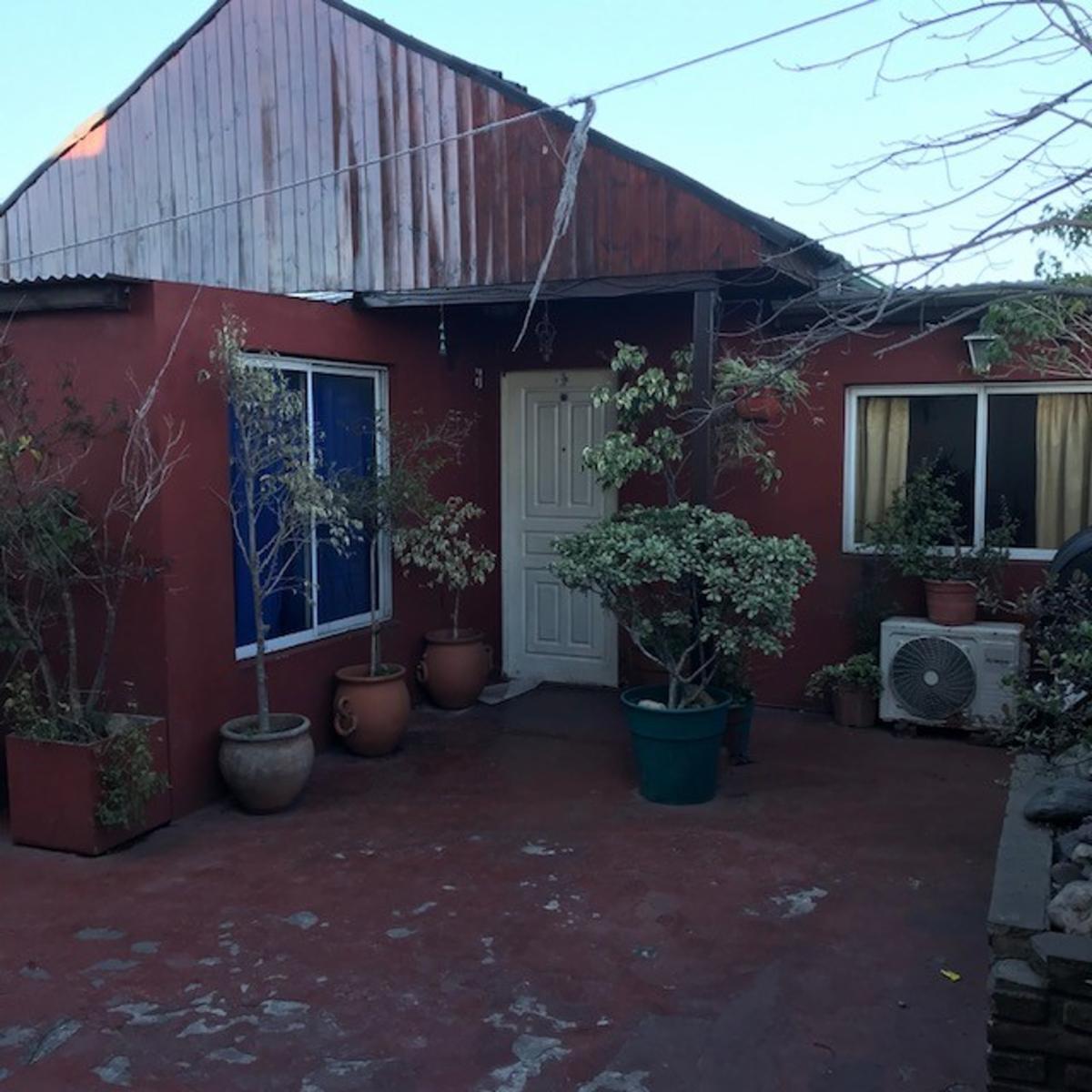 DEPARTAMENTO EN 1º PISO AL FRENTE MAS CASA PREMOLDEADA EN TERRAZA — foto 12