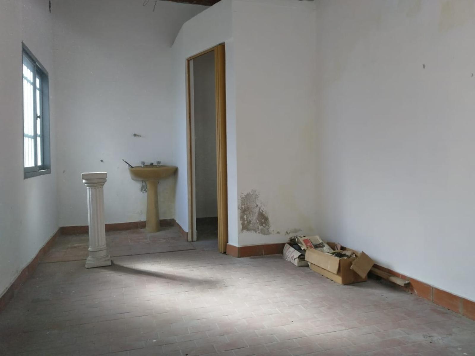 LOTE 8,66 X 30 SUPERFICIE TOTAL 260 / GALPÓN DEPOSITO Y OFICINA - 15