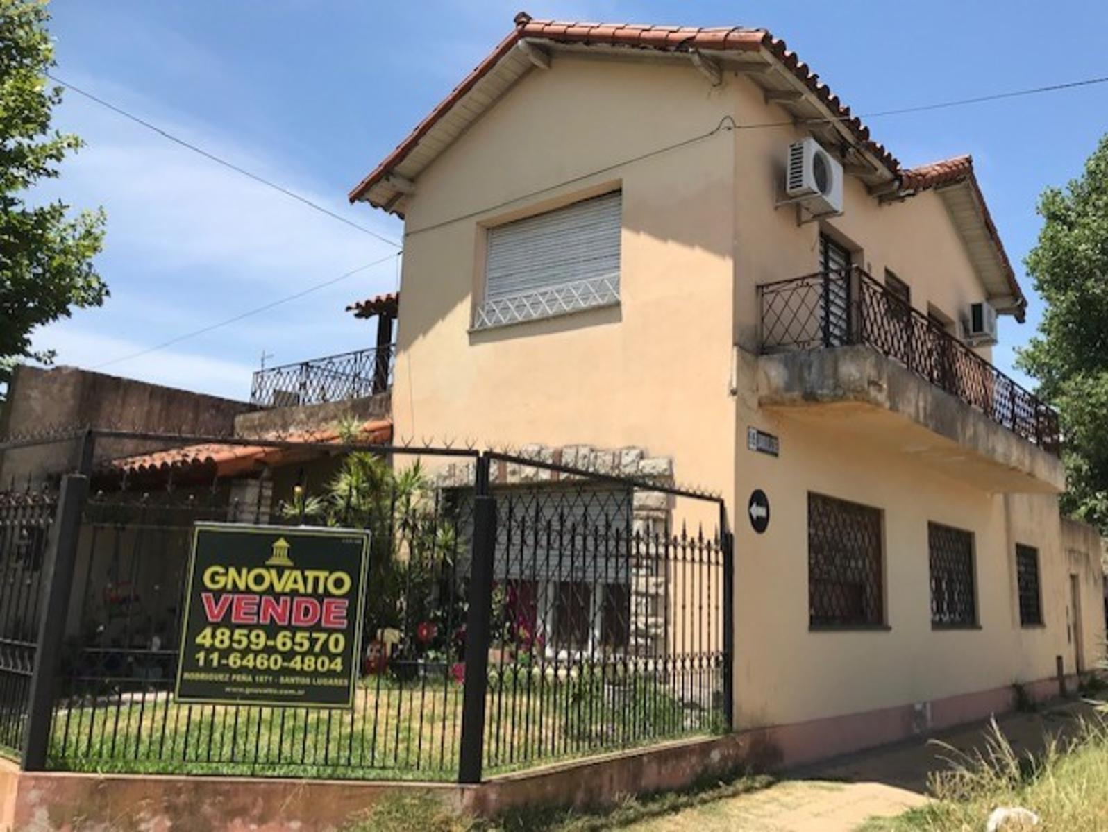CASA AL FRENTE CASA AL FRENTE CON JARDIN Y PATIO
