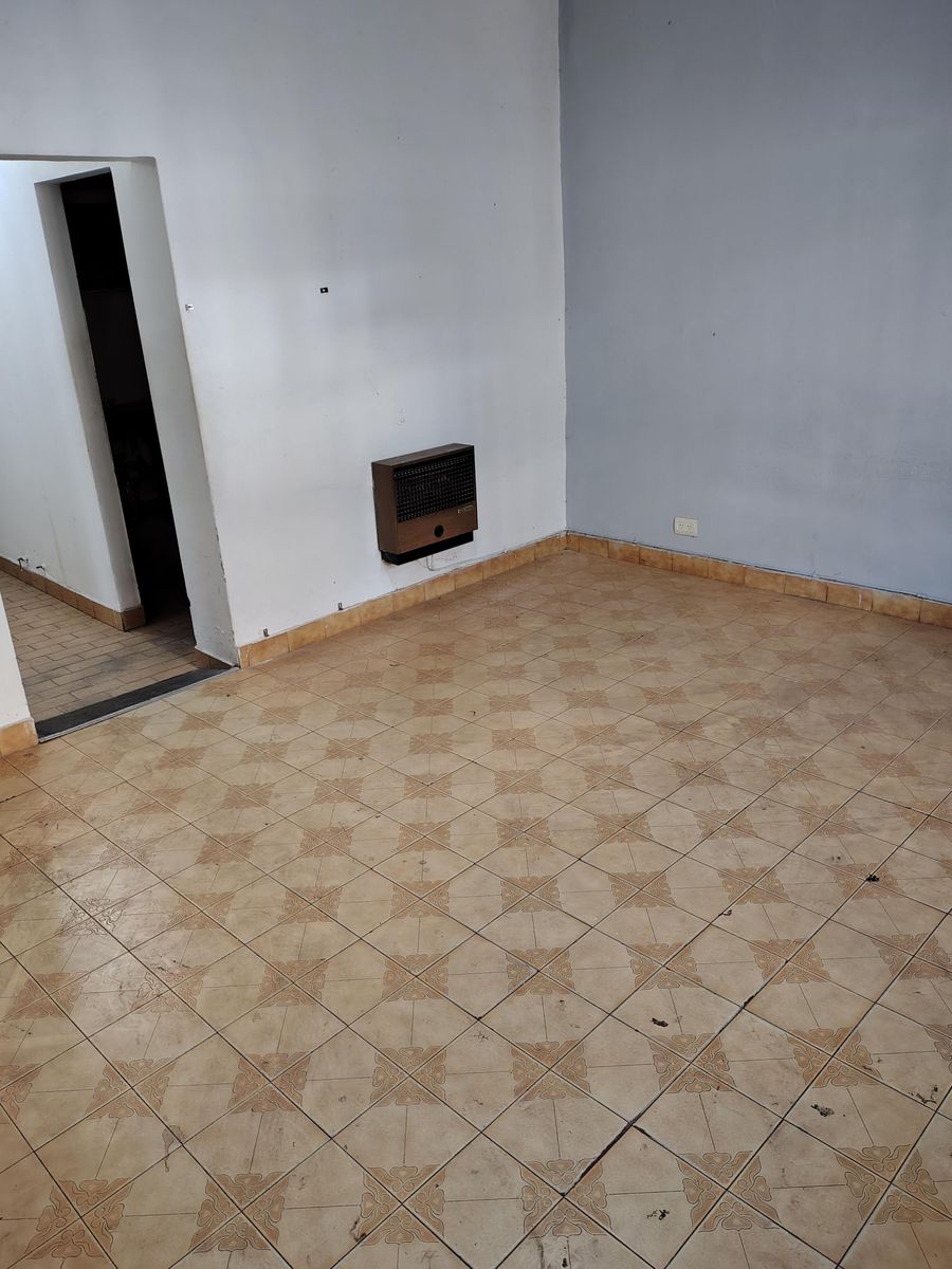 PH AL FRENTE 3 AMBIENTES CON PATIO Y TERRAZA - VILLA LYNCH — foto 3