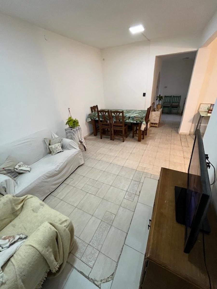 CASA DE 3 AMBIENTES EN DOS PLANTAS CON PATIO Y TERRAZA — foto 10
