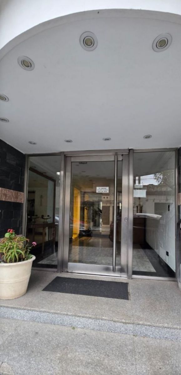 DEPARTAMENTOS DOS AMBIENTES CON DOBLE BALCON Y VISTA PANORAMICA - SANTOS LUGARES — foto 4