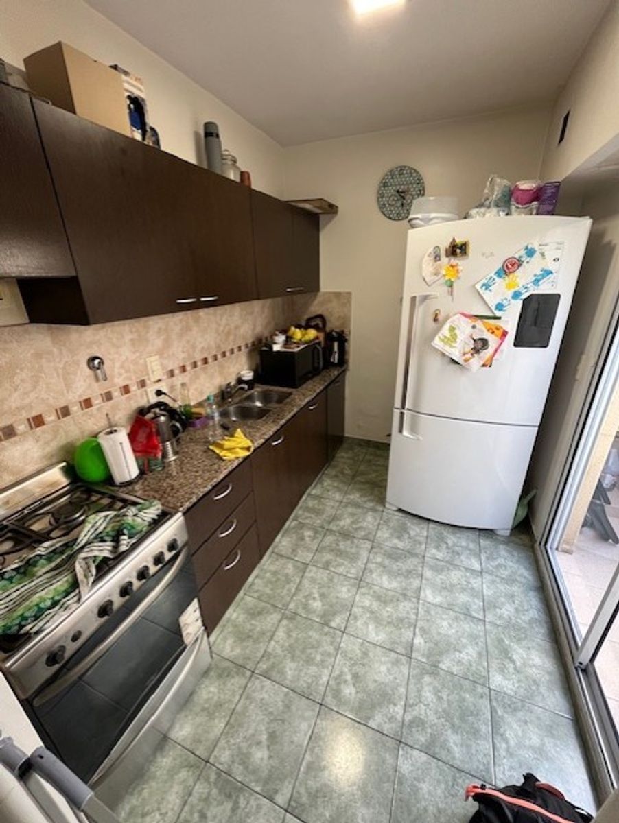 DUPLEX TRES AMBIENTES CON GALERIA CUBIERTA Y PATIO - SANTOS LUGARES — foto 3