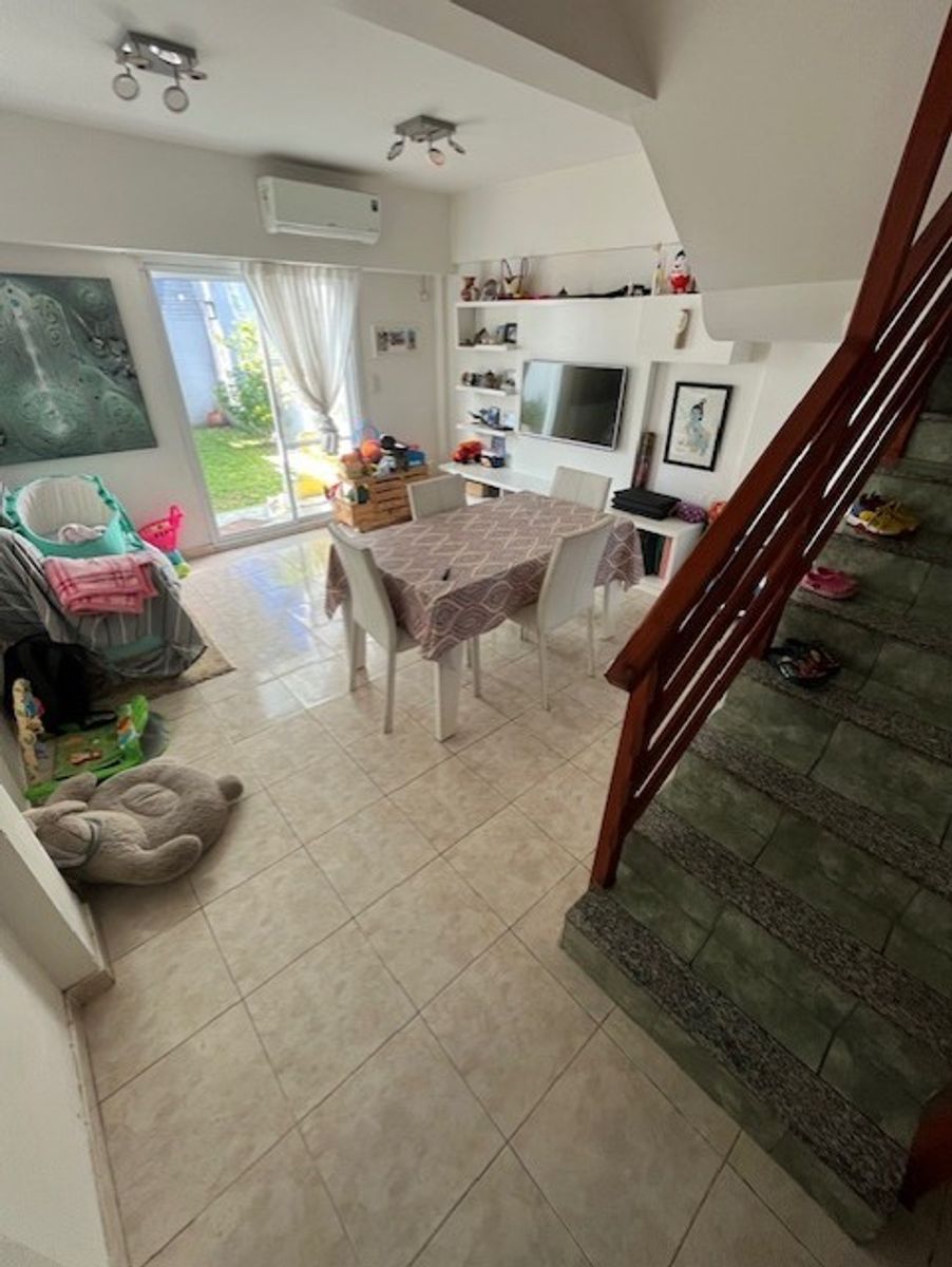 DUPLEX TRES AMBIENTES CON GALERIA CUBIERTA Y PATIO - SANTOS LUGARES — foto 8