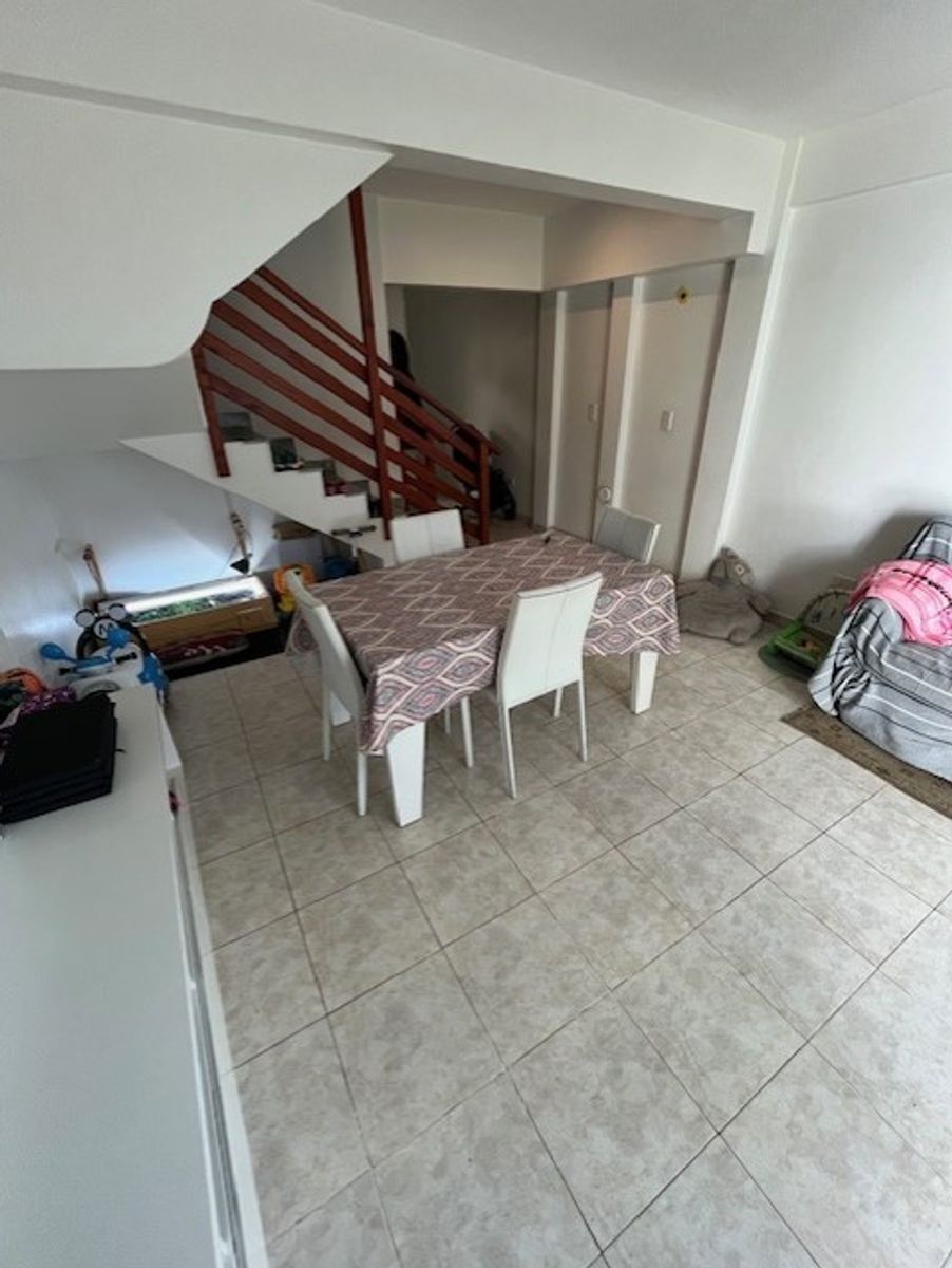 DUPLEX TRES AMBIENTES CON GALERIA CUBIERTA Y PATIO - SANTOS LUGARES — foto 11