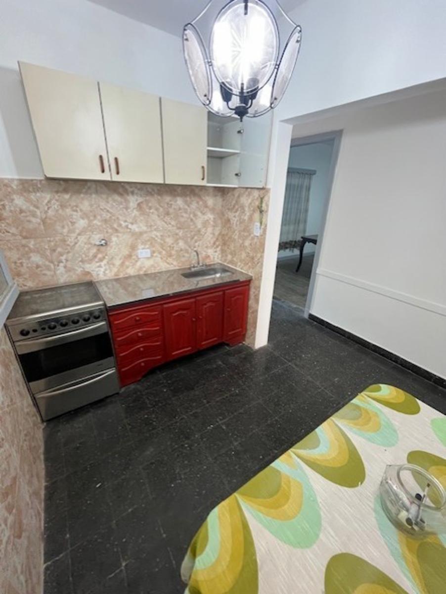 CASA DE 3 AMBIENTES AL FRENTE CON GALERIA, PATIO Y TERRAZA - SANTOS LUGARES — foto 11