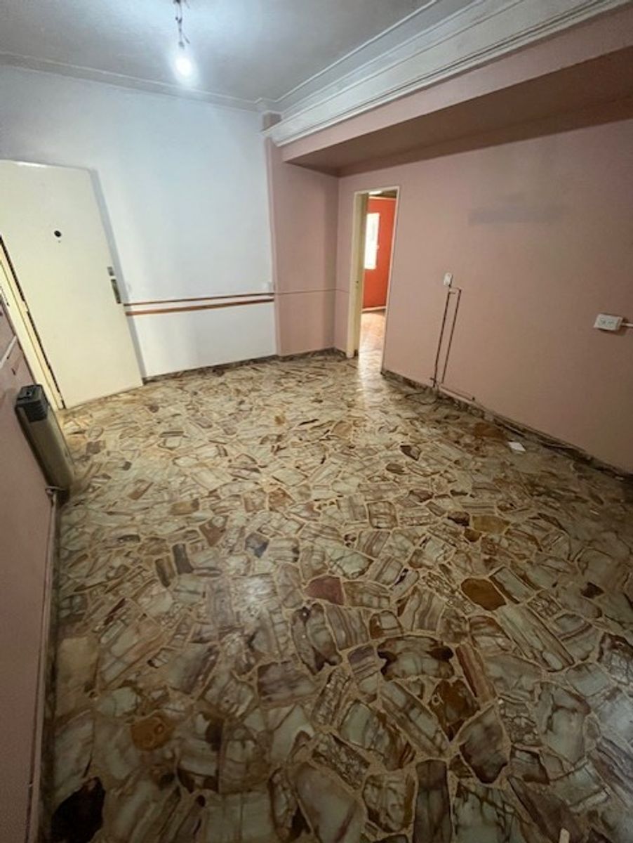 DEPARTAMENTO 3 AMBIENTES - 1° PISO - SANTOS LUGARES