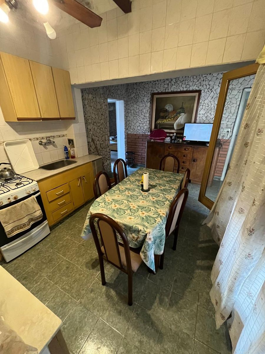 CASA DE 5 AMBIENTES CON JARDIN, COCHERA Y PATIO - SANTOS LUGARES — foto 12