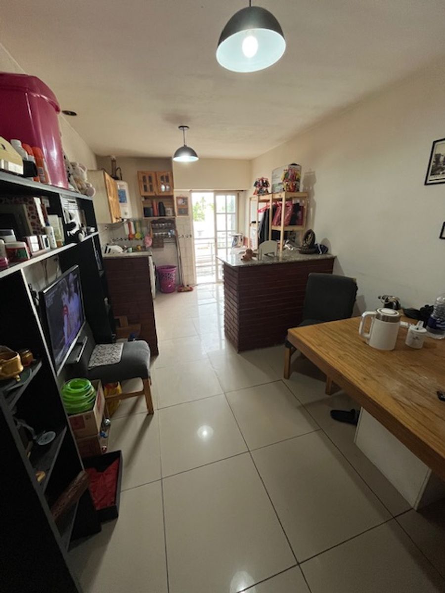 DEPARTAMENTO 2 AMBIENTES CON DOBLE BALCON EN 2DO PISO - SANTOS LUGARES — foto 3