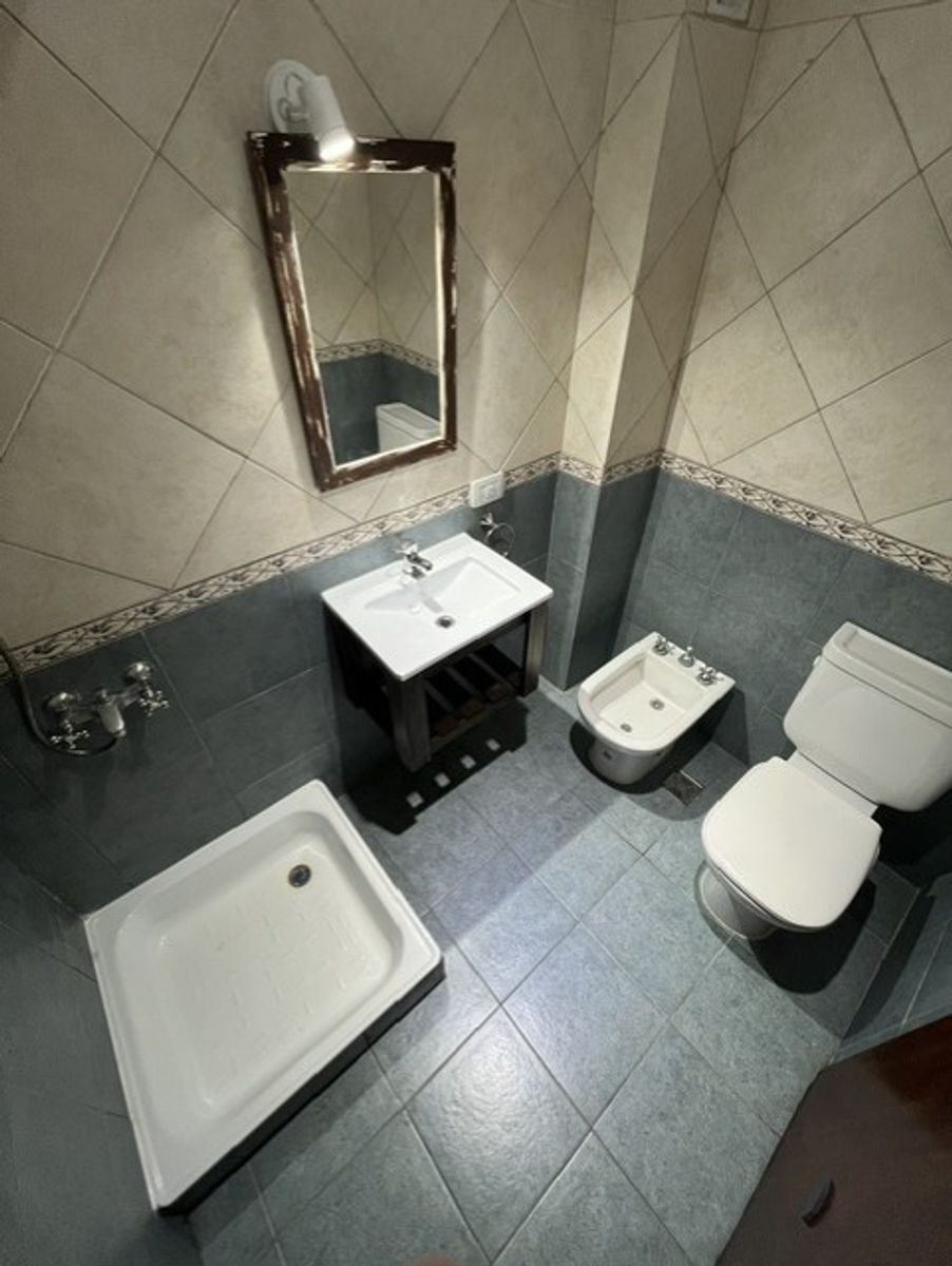 DEPARTAMENTO MONOAMBIENTE EN PRIMER PISO - SAENZ PEÑA - 7