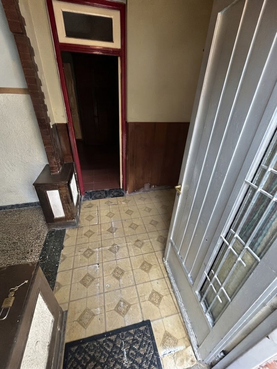 DEPARTAMENTO TIPO PH 2 AMBIENTES CON JARDIN AL FRENTE - SANTOS LUGARES - 5