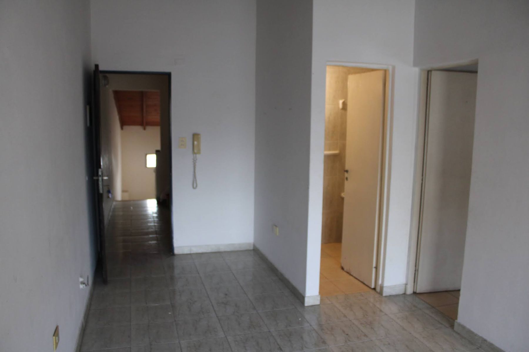 Departamento de 45 m² con 1 Dormitorio en Alquiler en Sáenz Peña - 2