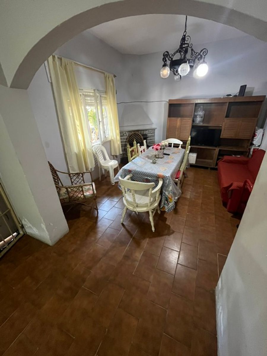 PH 3 AMBIENTES AL FRENTE CON PATIO CUBIERTO , y TERRAZA CON CUARTO - SANTOS LUGARES - 3