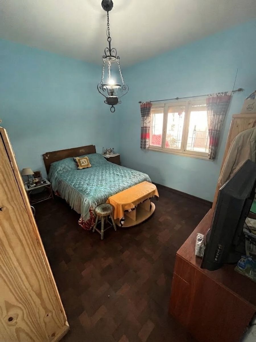 PH 3 AMBIENTES AL FRENTE CON PATIO CUBIERTO , y TERRAZA CON CUARTO - SANTOS LUGARES - 10