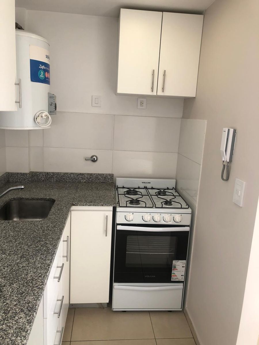 DEPARTAMENTO 2 AMBIENTES - 8VO PISO CON BALCON y AMENITIES EN EL ULTIMO PISO - SANTOS LUGARES — foto 7