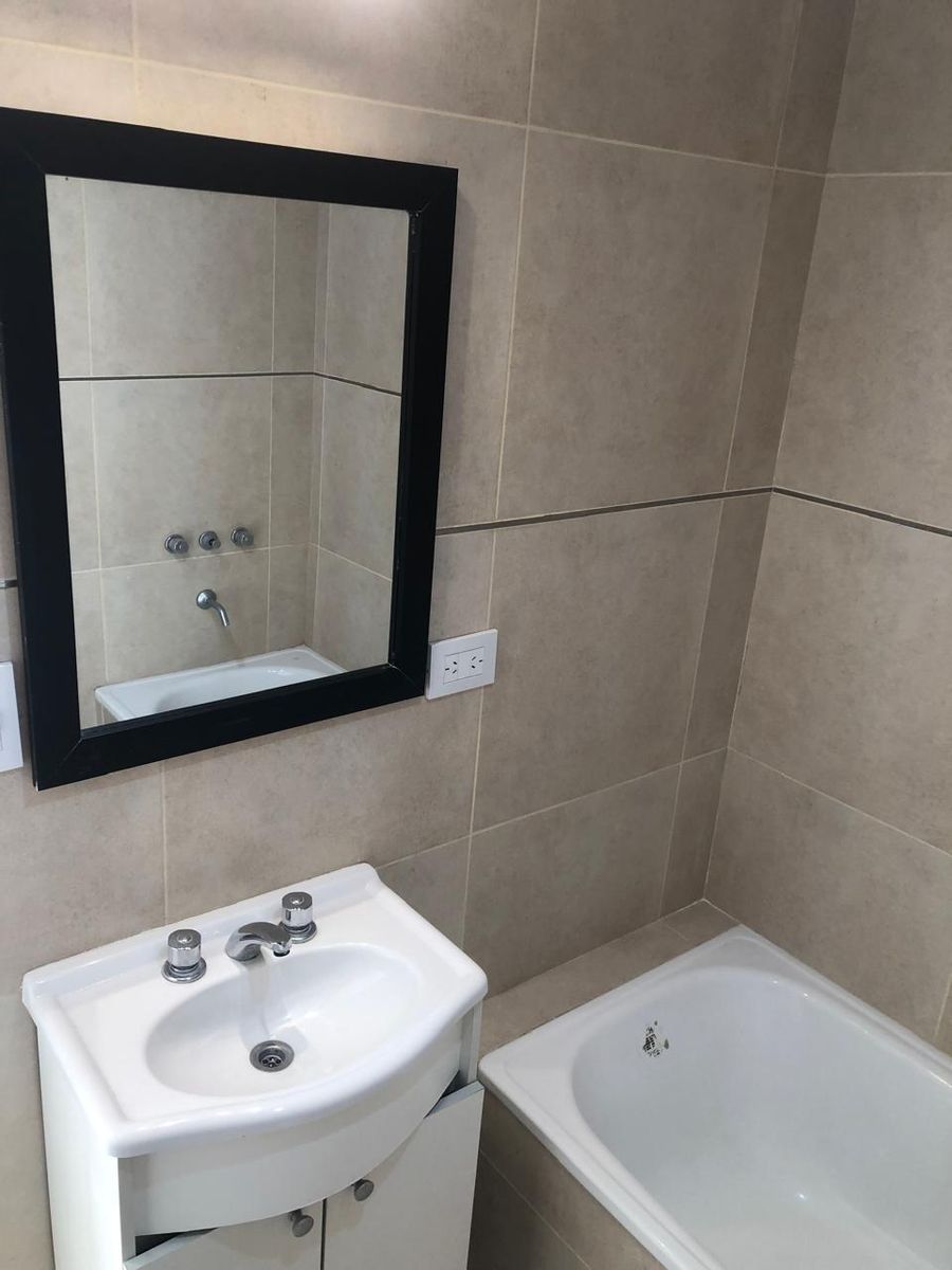 DEPARTAMENTO 2 AMBIENTES - 8VO PISO CON BALCON y AMENITIES EN EL ULTIMO PISO - SANTOS LUGARES — foto 10