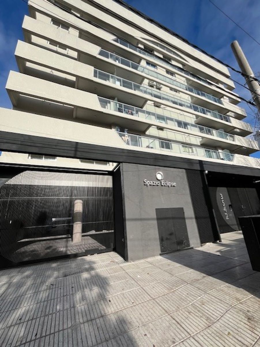 DEPARTAMENTO 2 AMBIENTES CON BALCON y AMENITIES - SANTOS LUGARES - 2