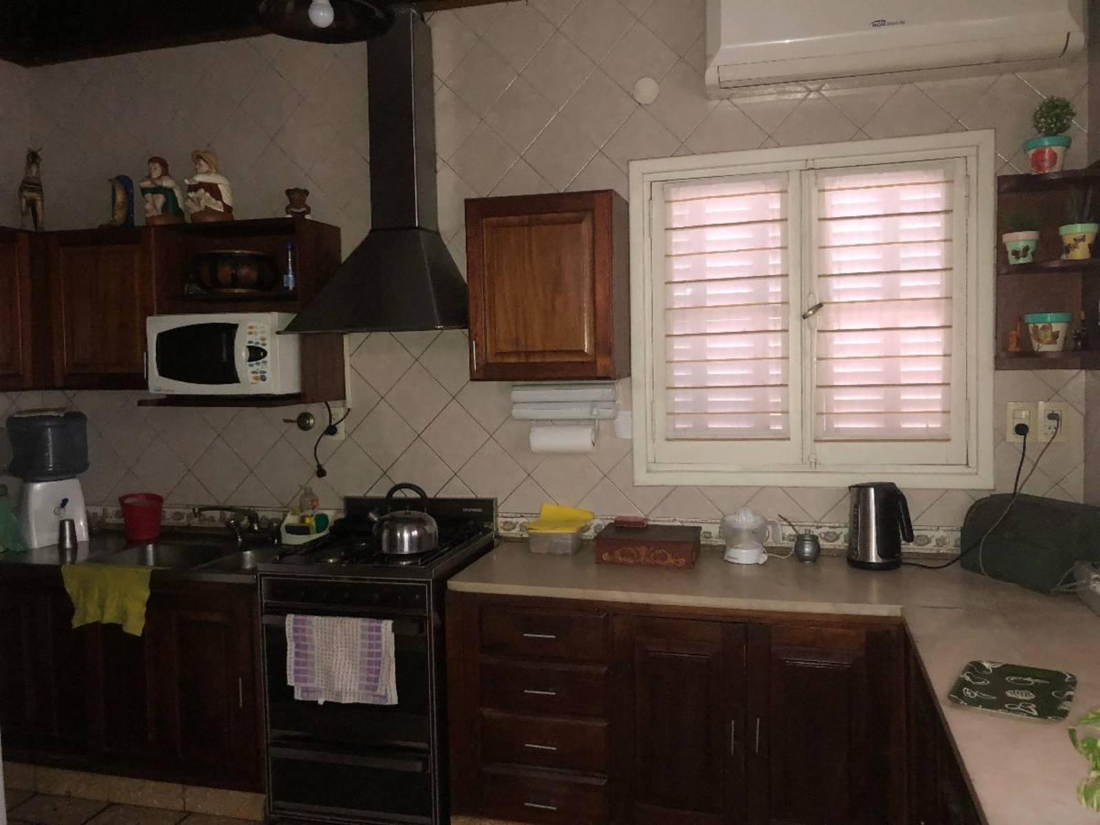 HERMOSA CASA EN BANFIELD. — foto 12