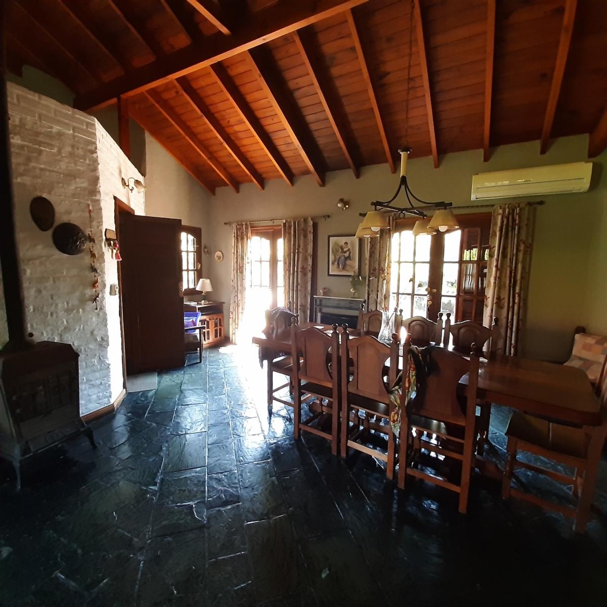 CASA DE 5 AMBIENTE CON PILETA — foto 6