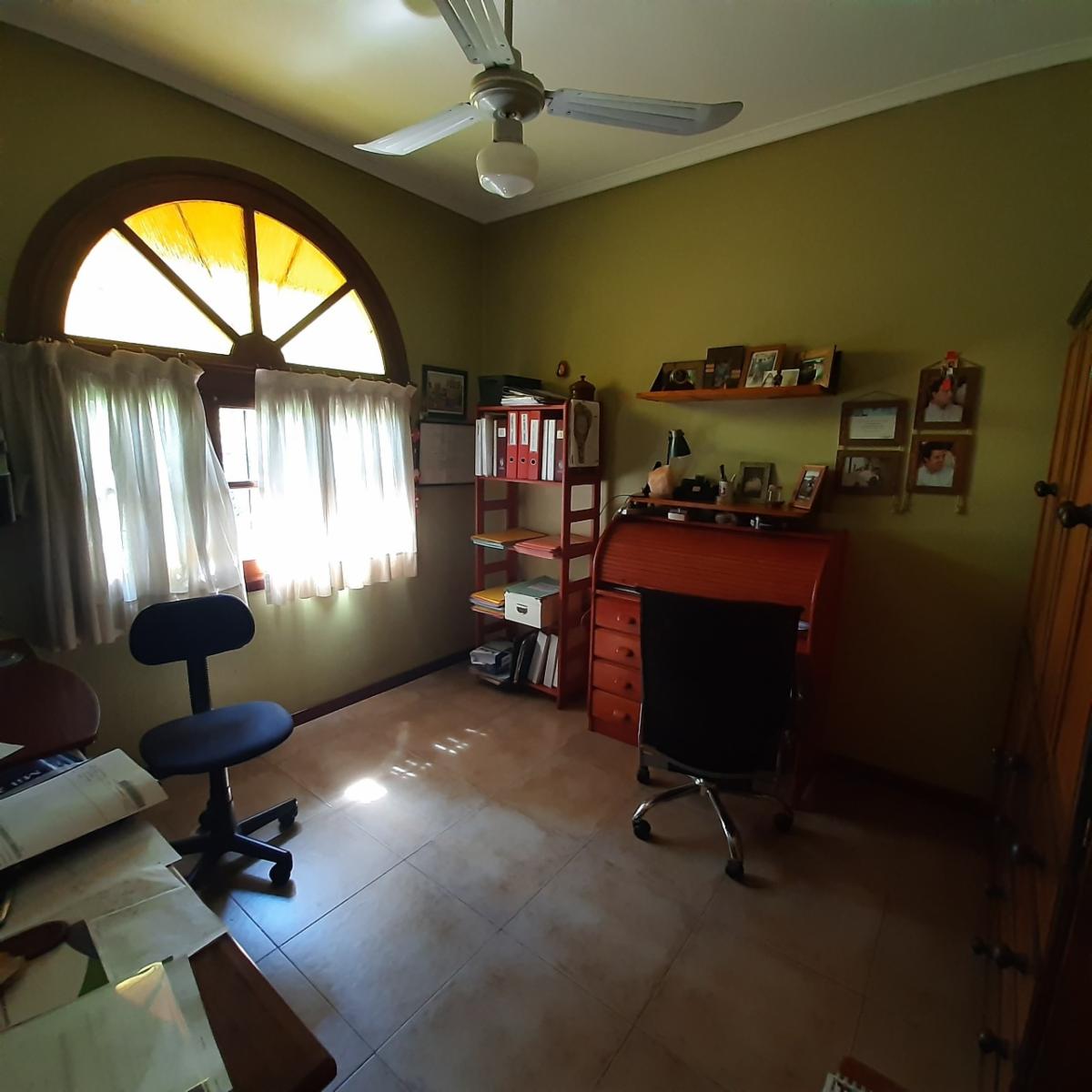 CASA DE 5 AMBIENTE CON PILETA — foto 13