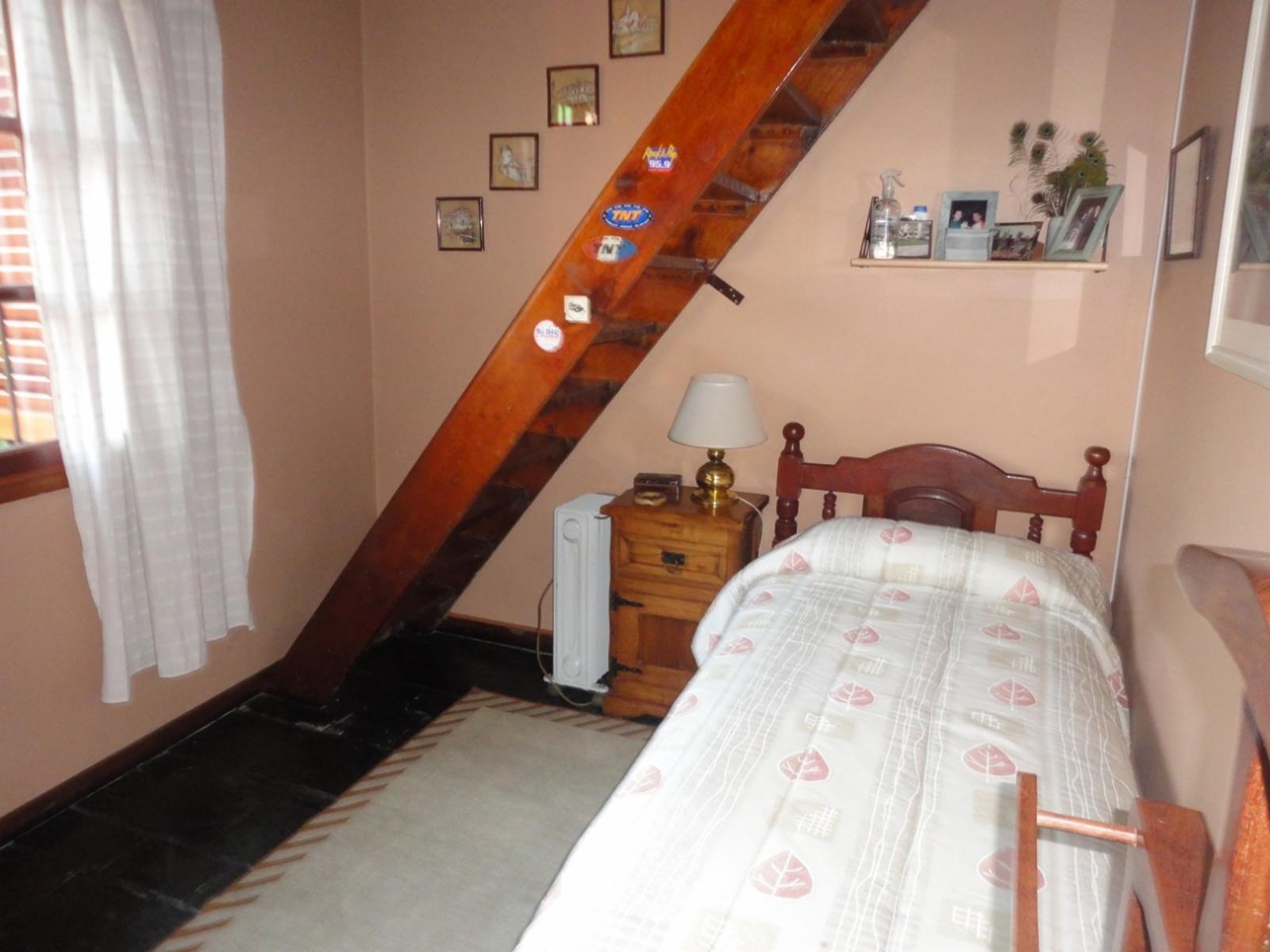 CASA DE 5 AMBIENTE CON PILETA — foto 14