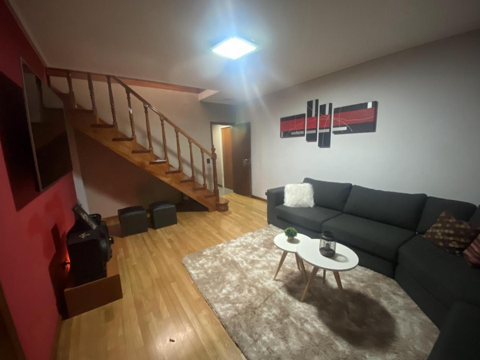 Casa 5 ambientes en Banfield — foto 2
