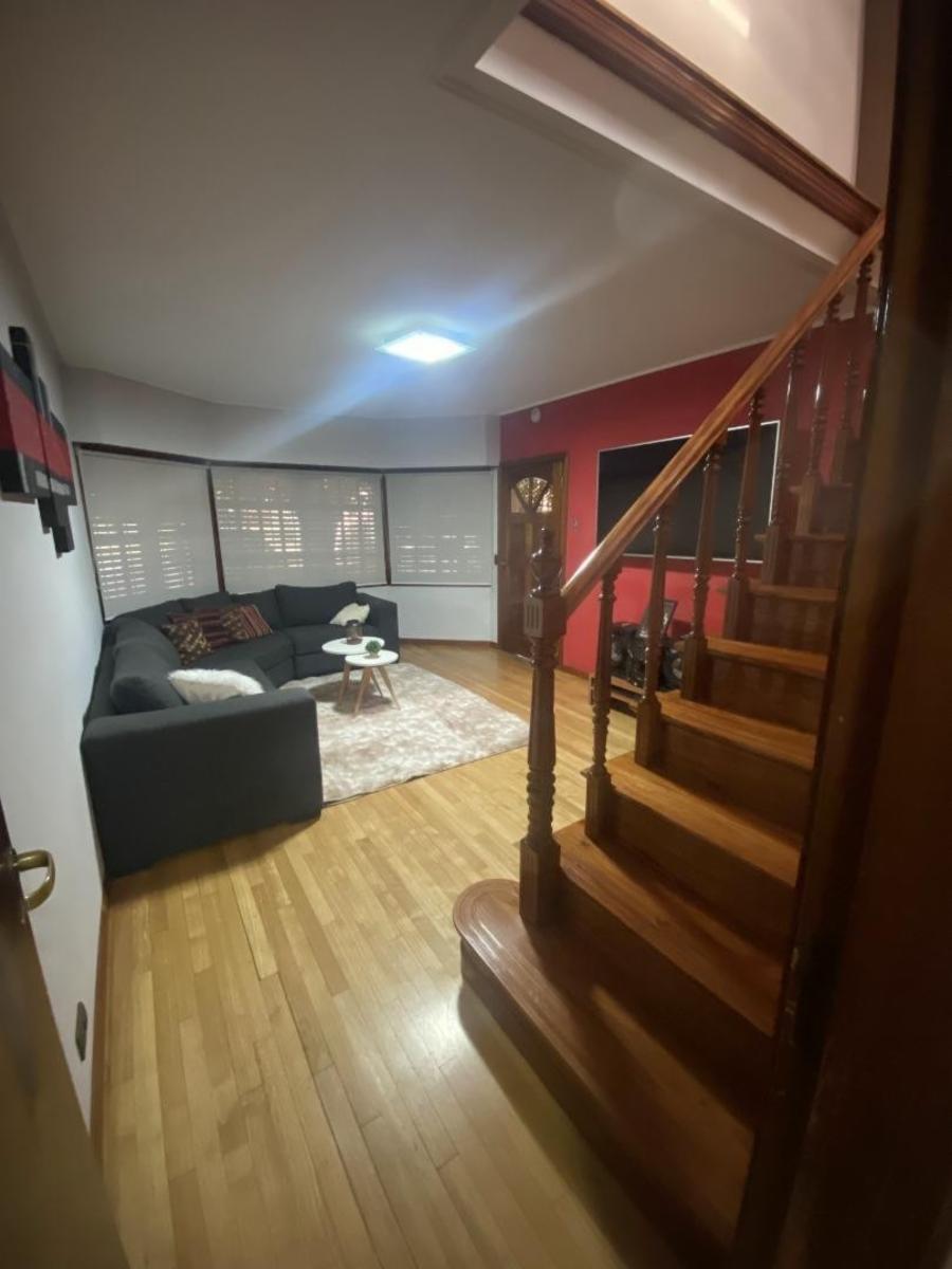 Casa 5 ambientes en Banfield — foto 3