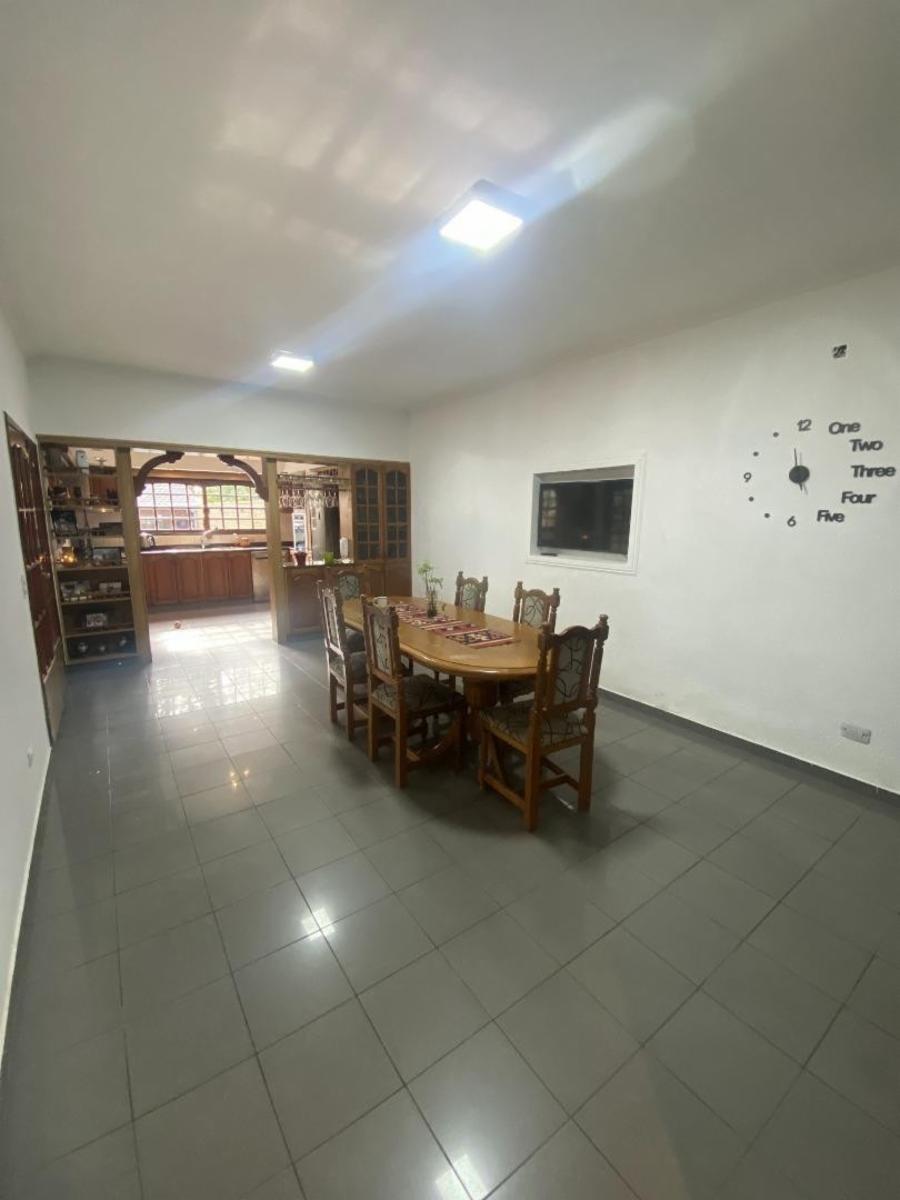 Casa 5 ambientes en Banfield — foto 5