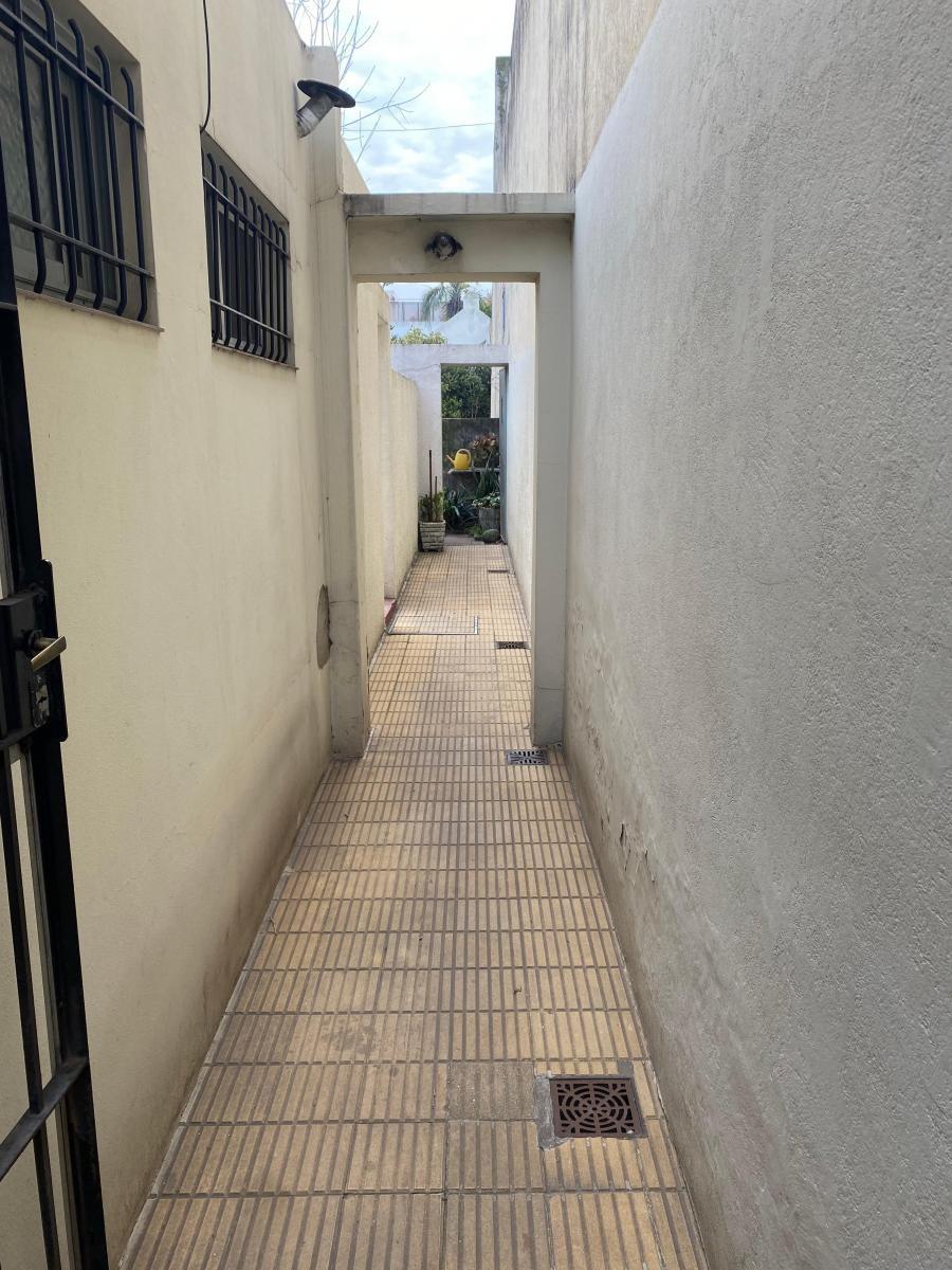 Casa en Banfield Oeste. — foto 9