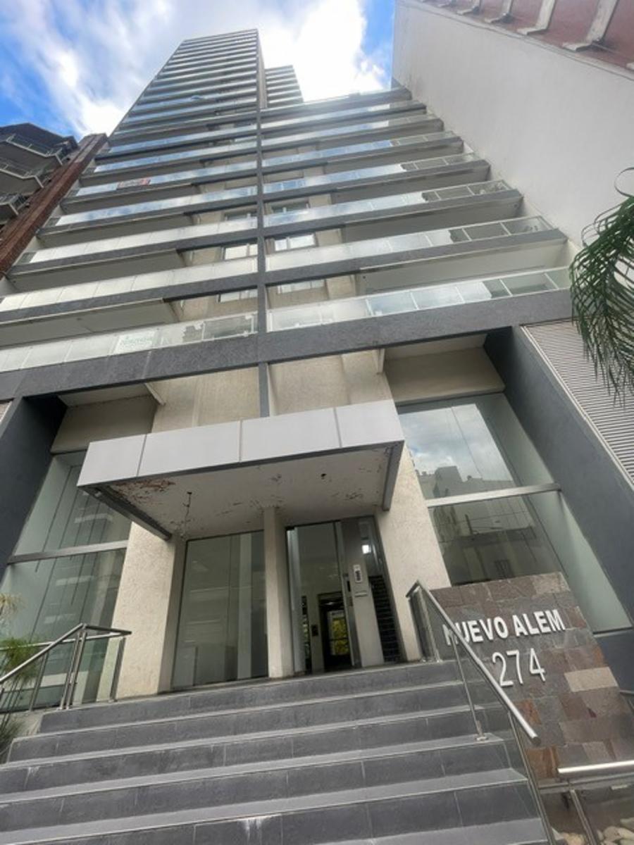Alquiler Departamento de 3 Ambientes con Cochera. - 2