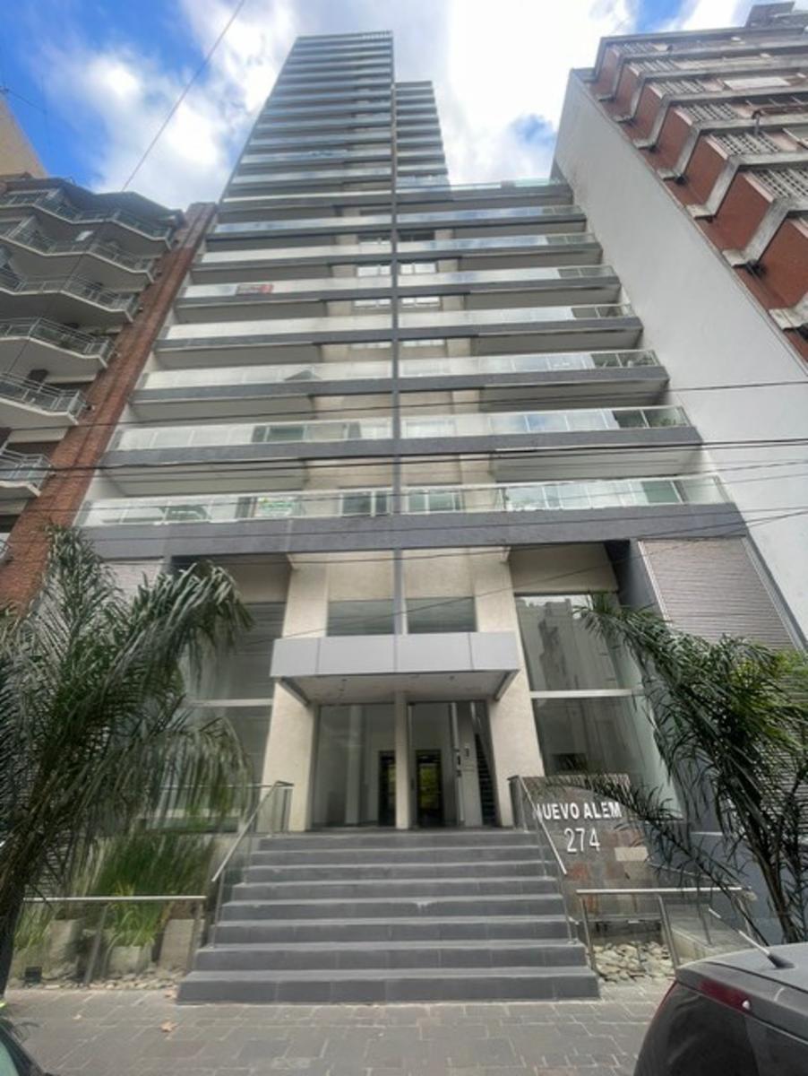 Alquiler Departamento de 3 Ambientes con Cochera. - 3