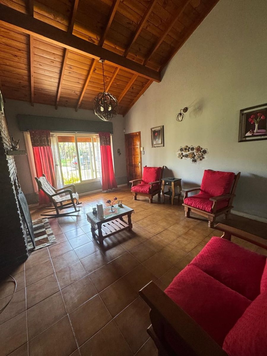 Venta Casa 3 Ambientes con Quincho y Jardín. Apta crédito. NUEVAS CONDICIONES — foto 7
