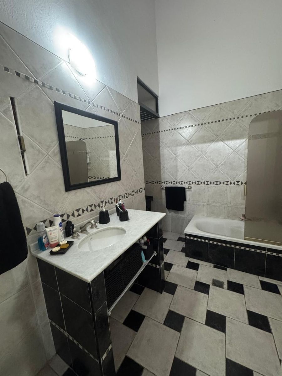 Venta Casa 3 Ambientes con Quincho y Jardín. Apta crédito. NUEVAS CONDICIONES — foto 9