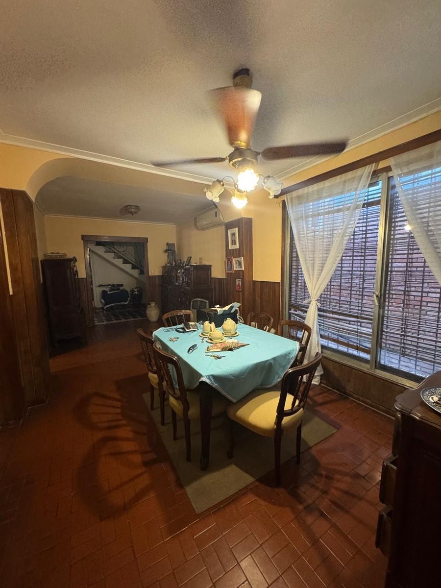Venta Casa 5 Ambientes con Patio y Garaje en Temperley. — foto 5