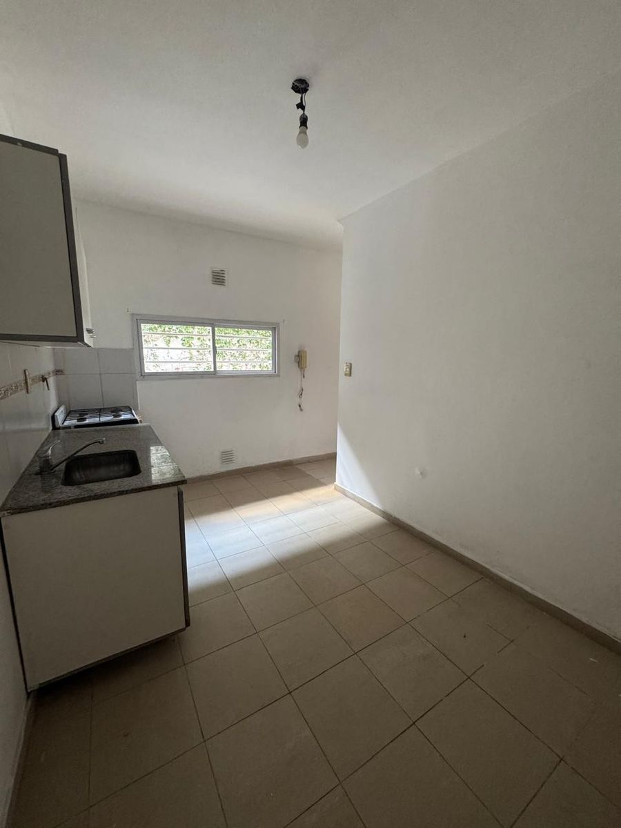 Venta Dúplex con Cochera en Lomas de Zamora — foto 12
