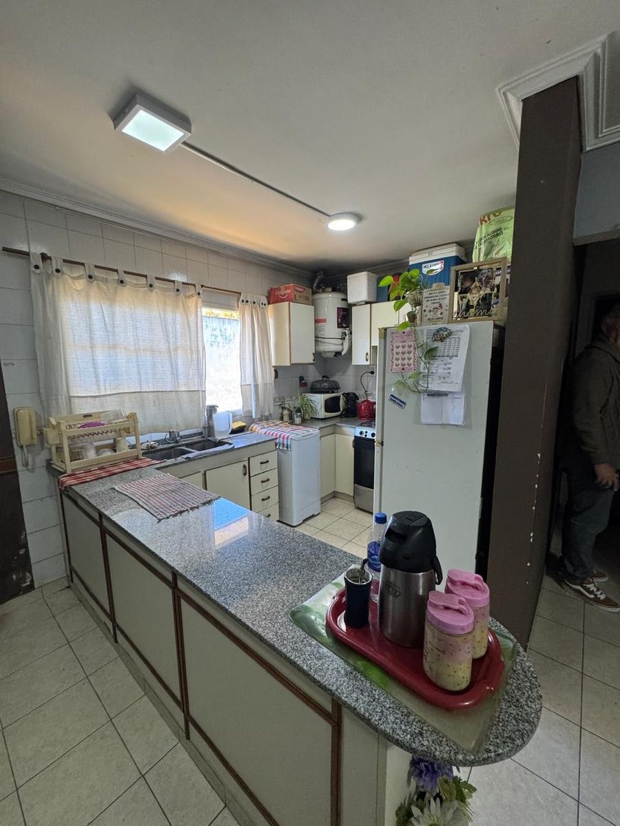 Departamento de 3 Ambientes con Cochera en Lomas de Zamora. — foto 8