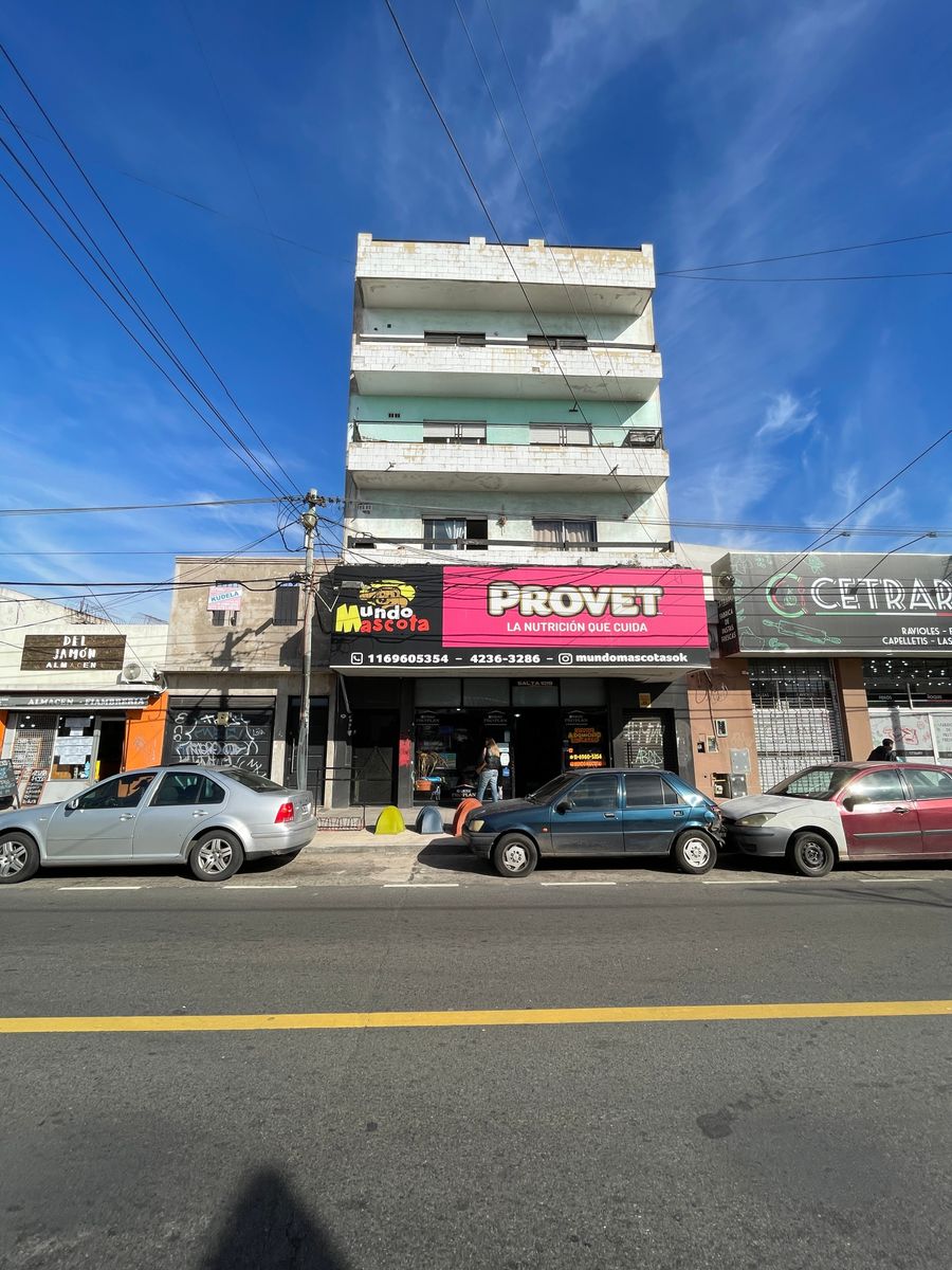 Departamento de 3 Ambientes Reciclado en San José. Apto Crédito.