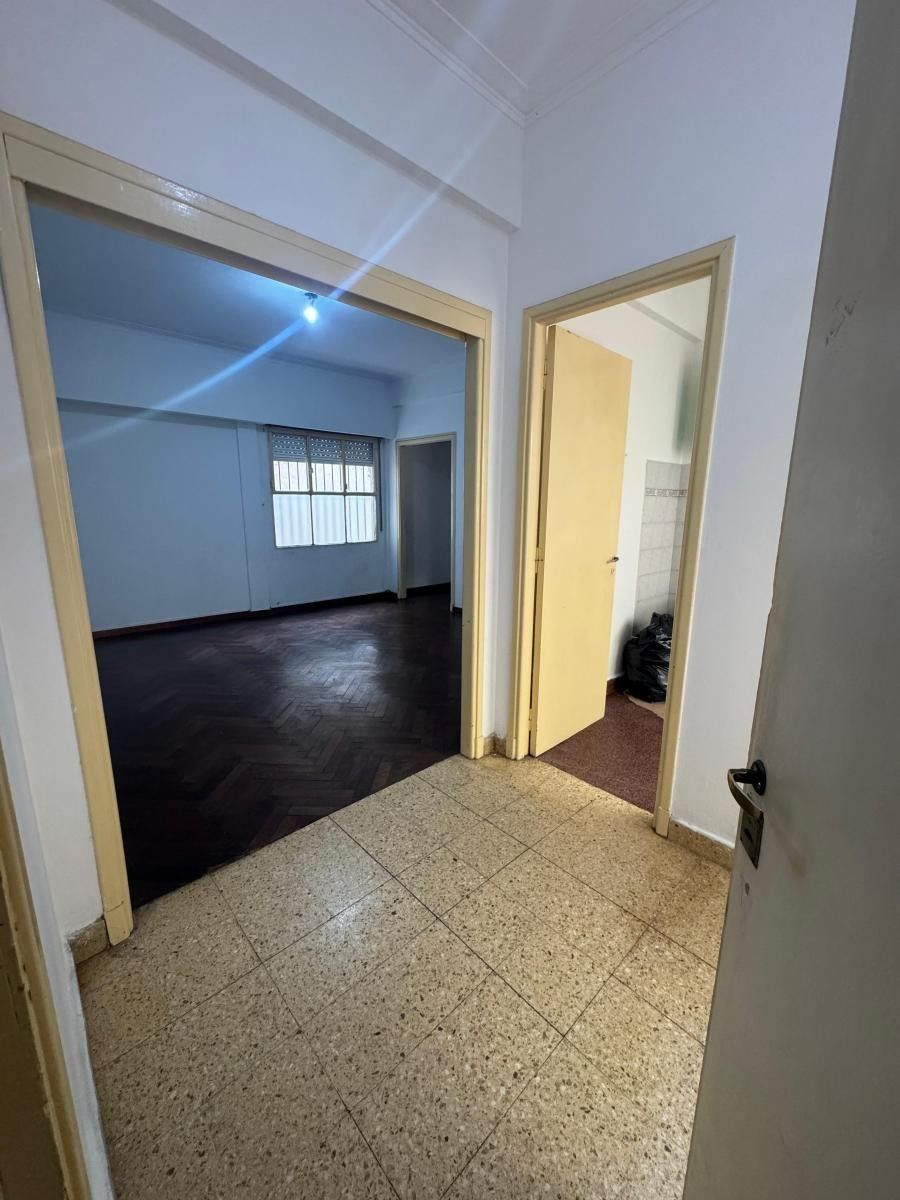 Venta 2 Ambientes con Patio en Banfield.