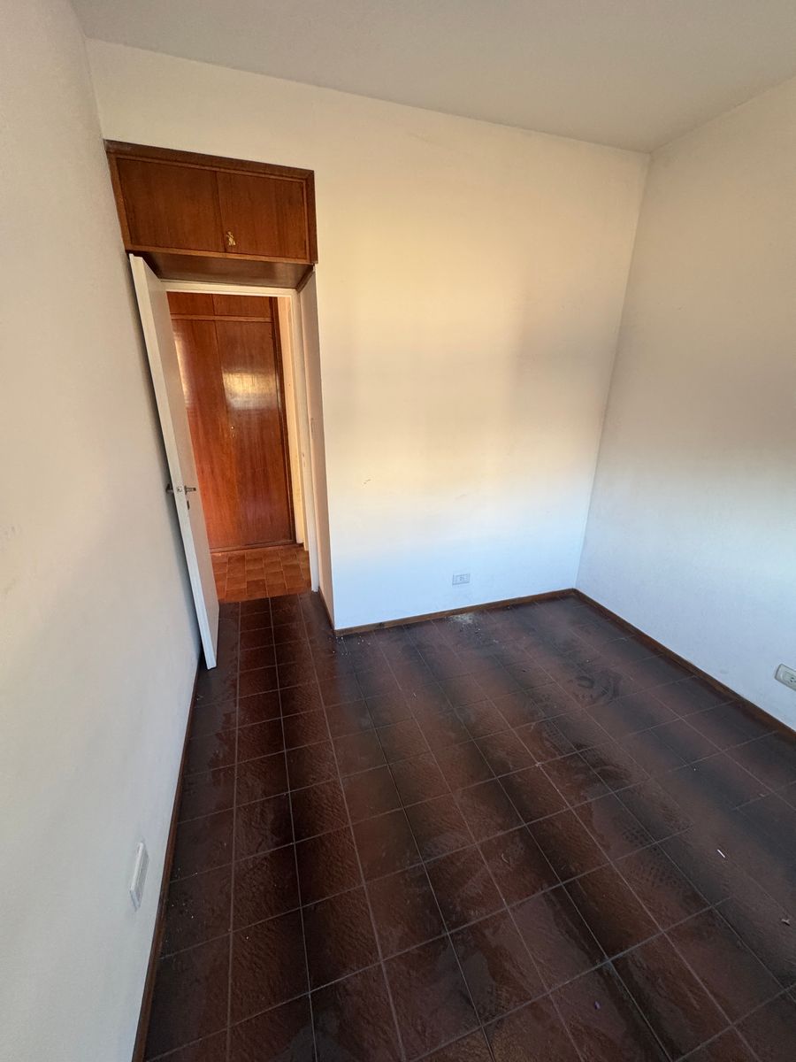 Departamento de 70 m² con 2 Dorm. en Alquiler en Remedios de Escalada. - 17