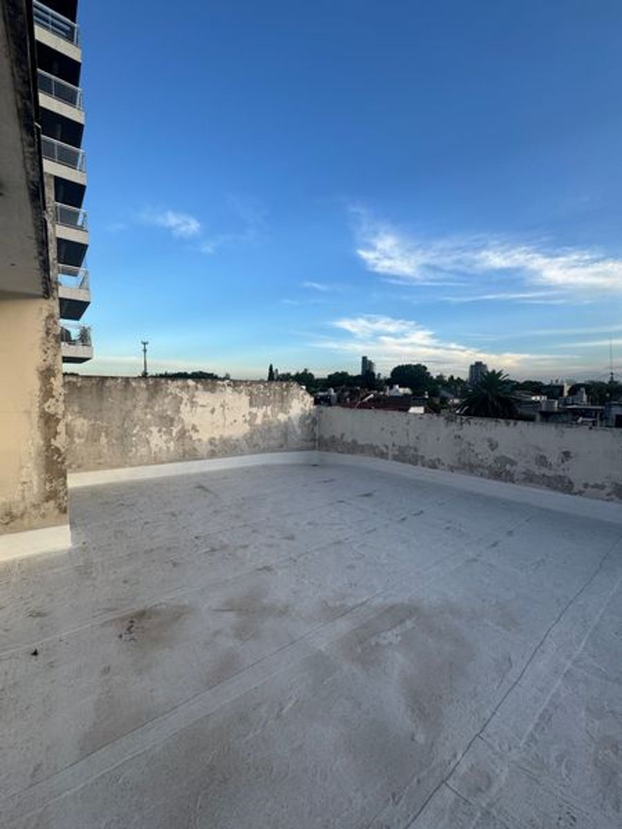 Departamento de 70 m² con 2 Dorm. en Alquiler en Remedios de Escalada. - 23